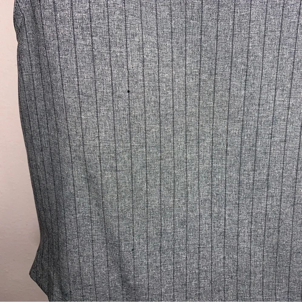 Vintage Size 12 Sag Harbor Grey Striped Vest Button Up Academia Goth Vneck